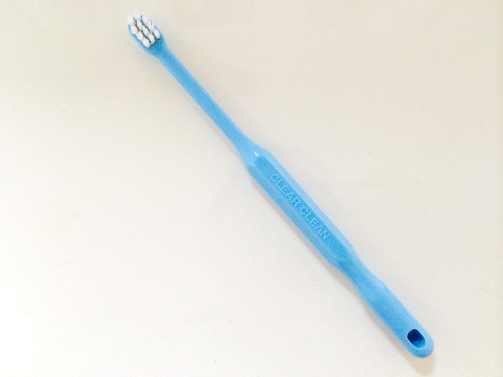 市でもらった仕上げ用の歯ブラシ